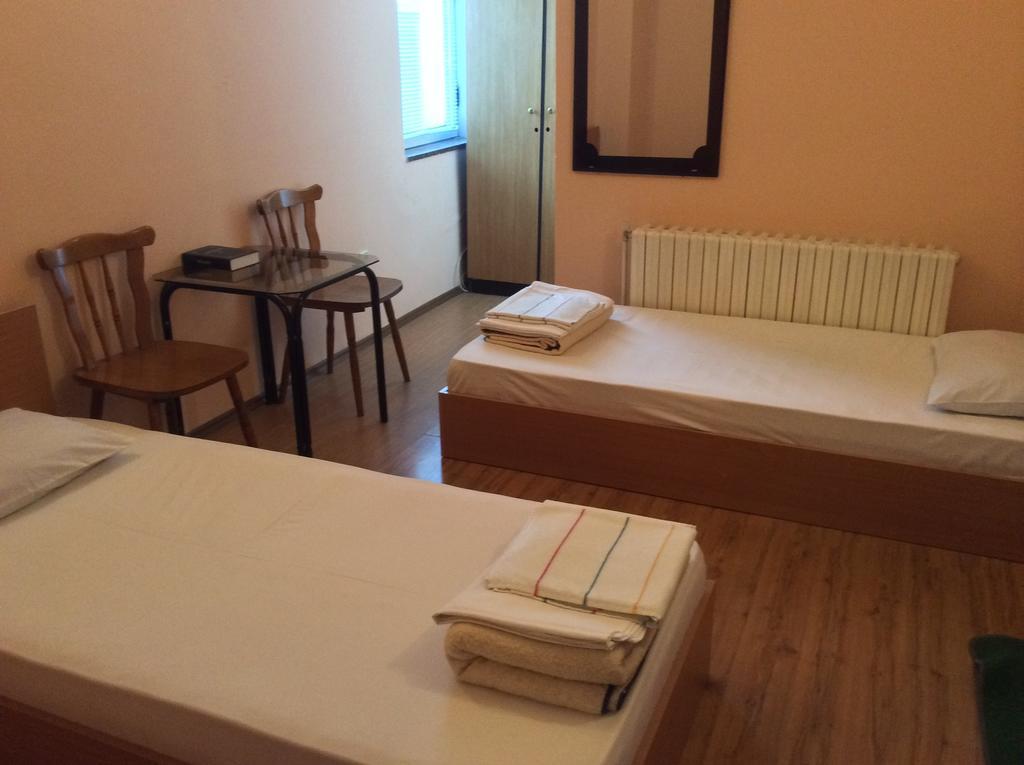 National Hotel Ruse Rom bilde